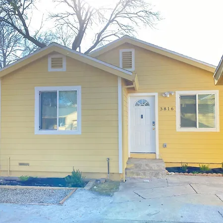 Whole Family - Wholestyl Hostel Sacramento Exterior photo